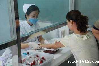 检测时如何采取静脉血