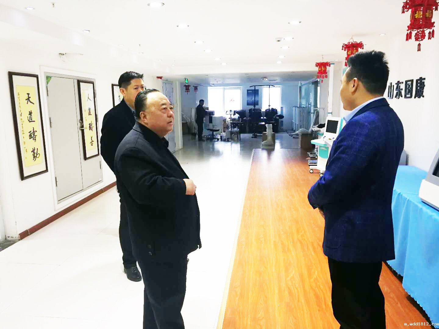 枣庄市薛城区区长张伟来体育中国网址公司实地考察